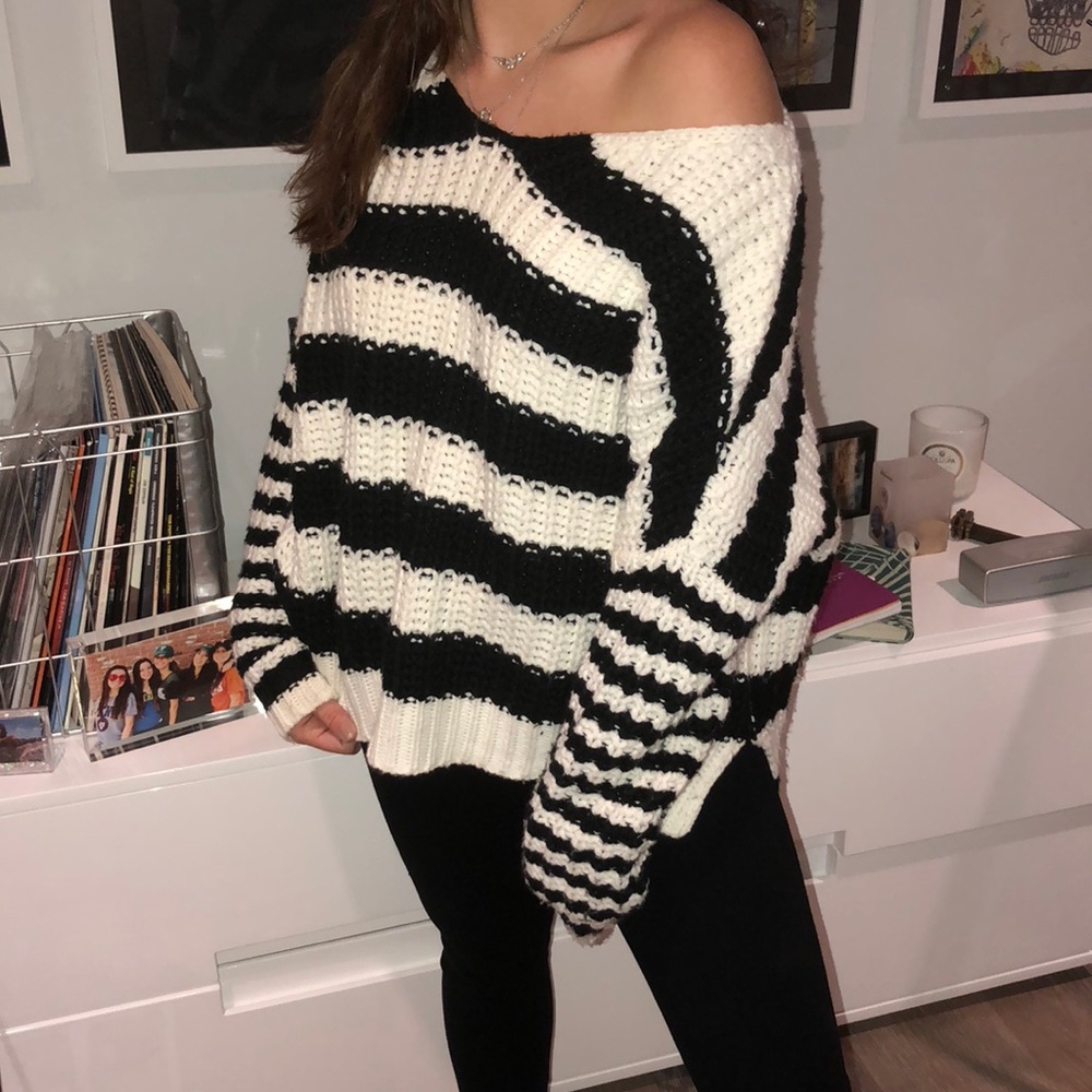 “Angel Biba” Oversized Knit Sweater